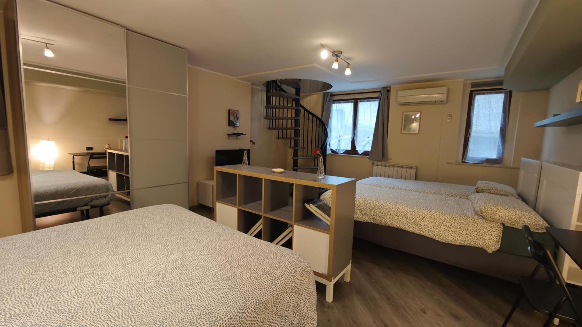 Appartamento Aleph With Private Parking, Next Train Station Côme Extérieur photo