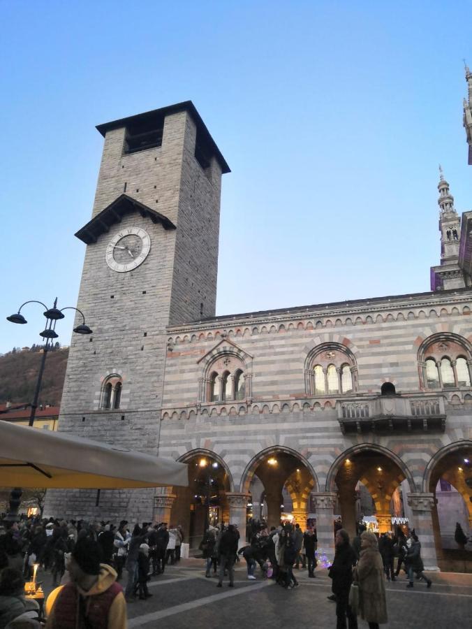 Appartamento Aleph With Private Parking, Next Train Station Côme Extérieur photo